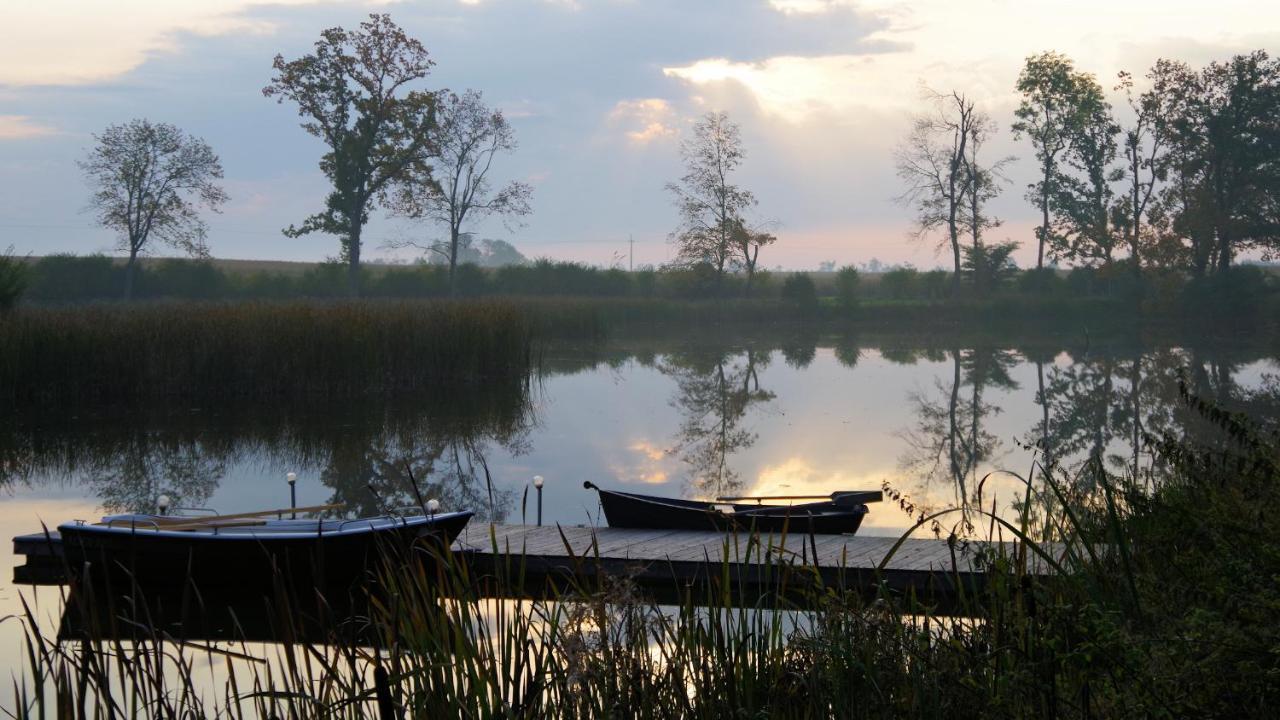 Palac Komierowo Sępólno Krajeńskie Eksteriør bilde