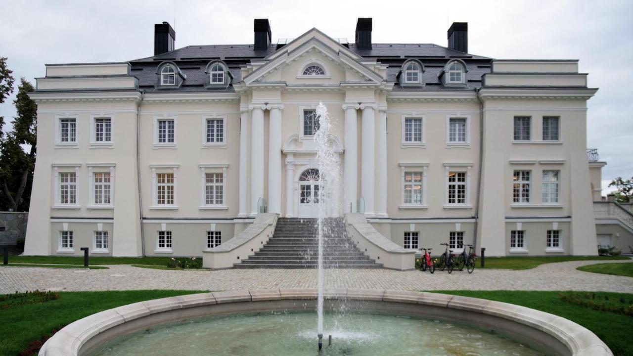 Palac Komierowo Sępólno Krajeńskie Eksteriør bilde
