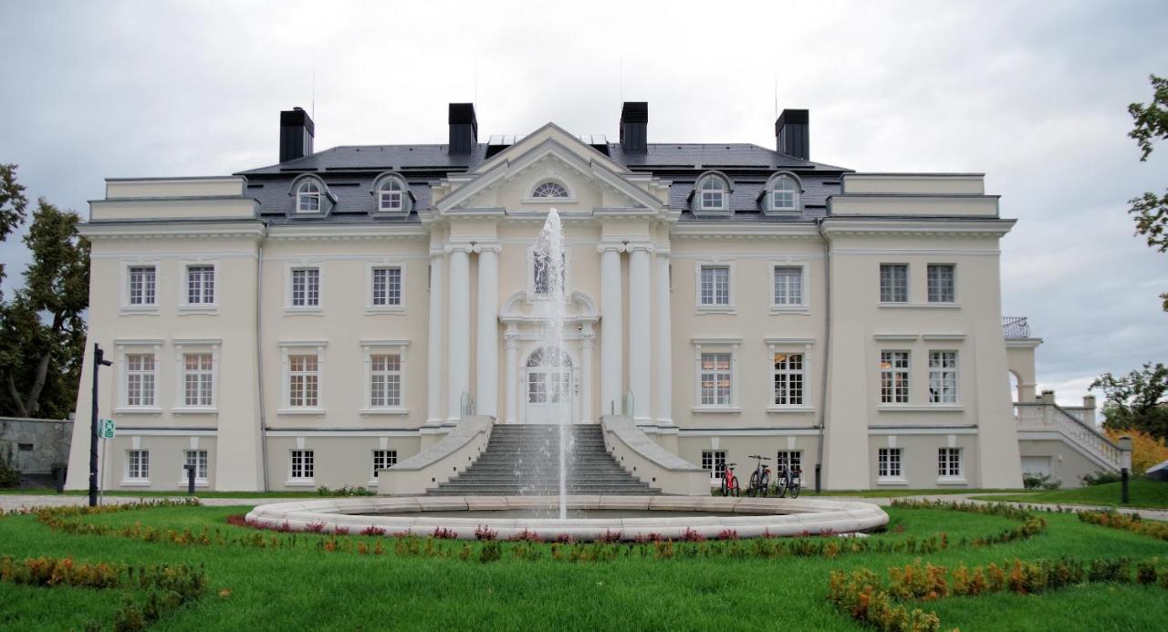 Palac Komierowo Sępólno Krajeńskie Eksteriør bilde